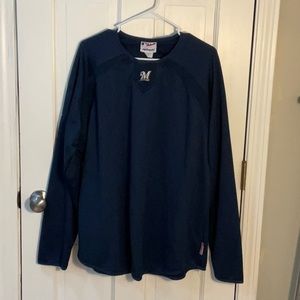 Milwaukee Brewers long sleeve size XL